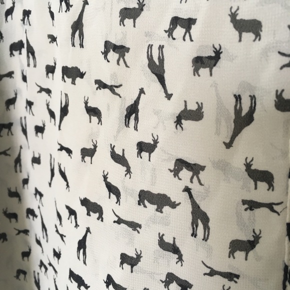 Button down blouse - Picture 4 of 4